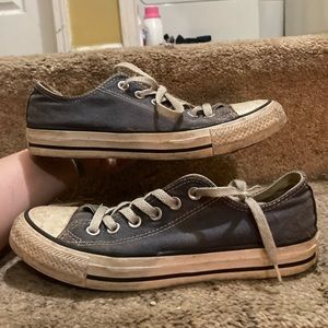 beat up converses grey lowtop sneakers size 7